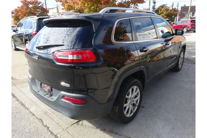 $8900 : 2014 Cherokee FWD 4dr Latitude image 5