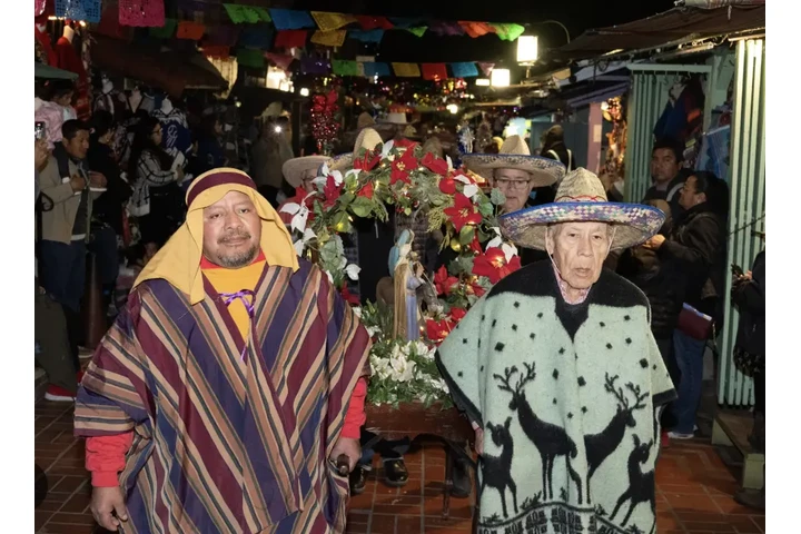 🌟 Las Posadas Olvera Street image 1