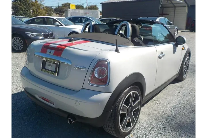 $11551 : 2015 Convertible Base Roadster image 6