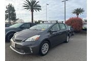 Toyota Prius v 2014 Two 4dr