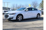 $14377 : Chevrolet Malibu 2023 LT 4dr thumbnail