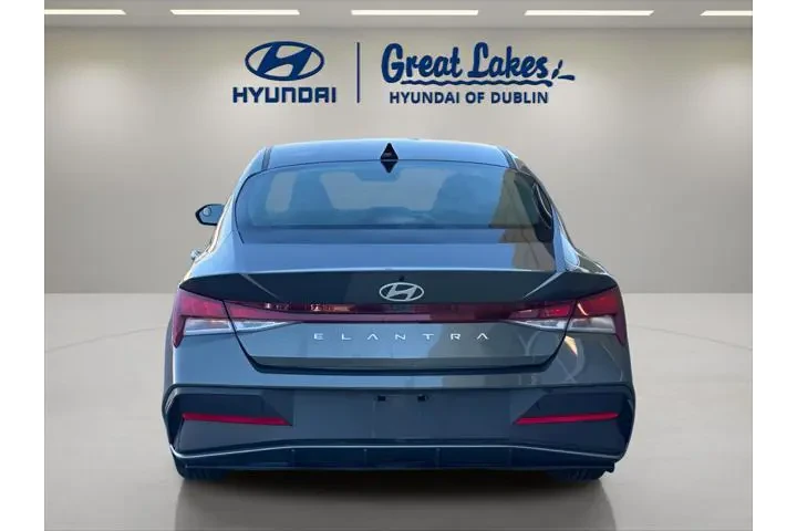 $19766 : Hyundai ELANTRA 2024 SEL 4dr image 4
