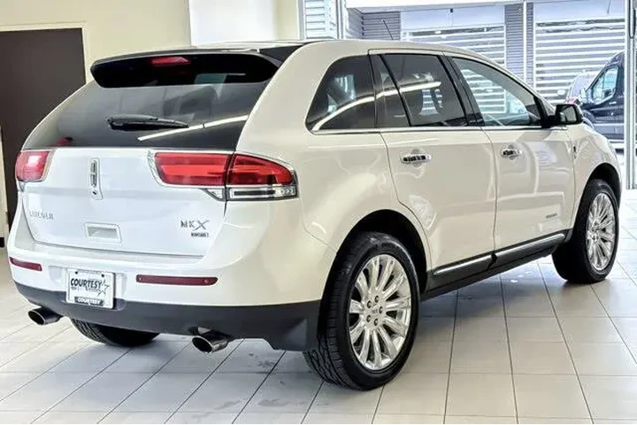 $10449 : Lincoln MKX 2013 AWD 4dr SUV image 4