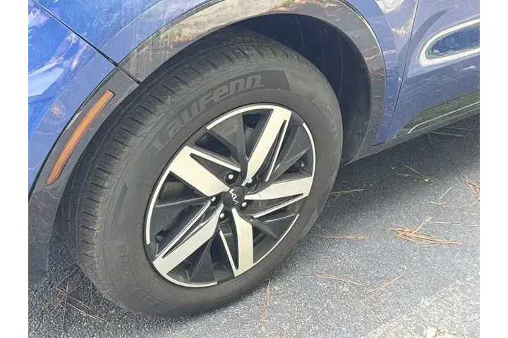 $24019 : Kia Sorento 2022 S 4dr SUV image 2