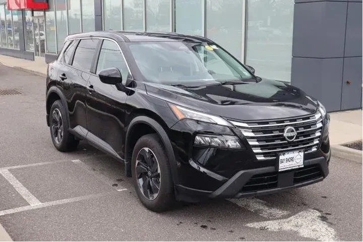 $23523 : Nissan Rogue 2025 AWD SV 4dr image 3