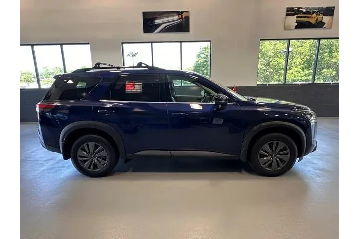 $28495 : Nissan Pathfinder 2022 AWD S image 7