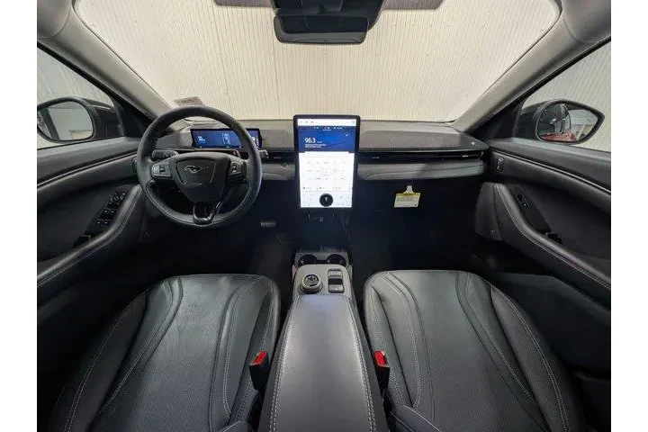 $28325 : Ford Mustang Mach-E 2023 Pre image 2