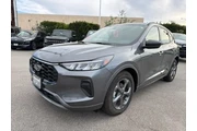 $25625 : Ford Escape Hybrid 2023 ST-L thumbnail