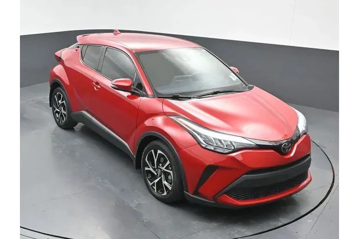 $24490 : Toyota C-HR 2022 XLE 4dr Cro image 9