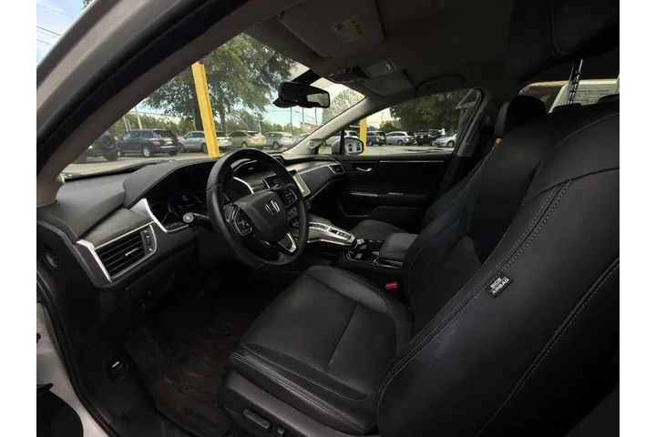 $12900 : 2018 Clarity Plug-In Hybrid T image 7
