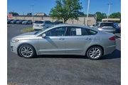 $12700 : Ford Fusion Hybrid 2019 SE 4 thumbnail