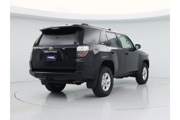 $35998 : Toyota 4Runner 2022 4x4 SR5 image 8