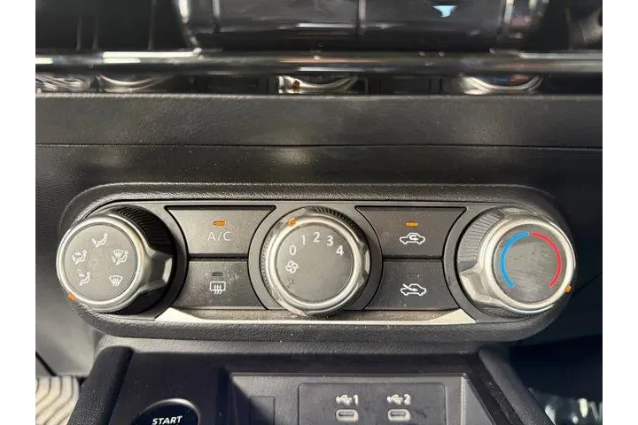 $19981 : Nissan Kicks 2025 SV 4dr Cro image 7