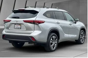 $35600 : Toyota Highlander 2023 AWD X thumbnail