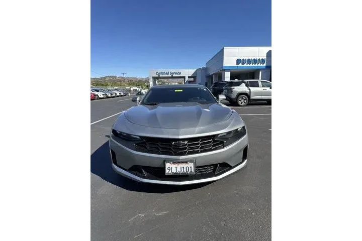 $29852 : Chevrolet Camaro 2024 LT 2dr image 8