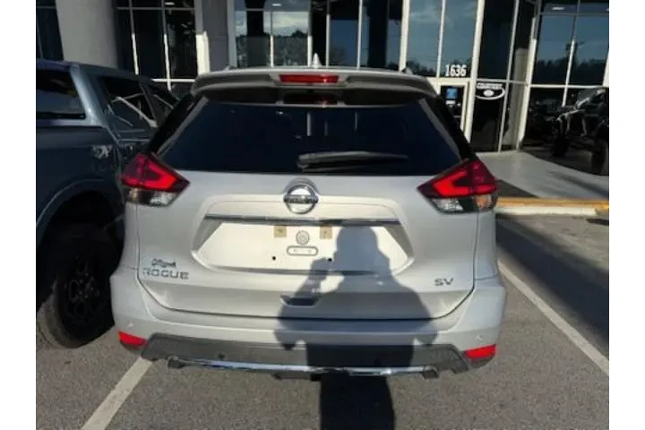 $17237 : Nissan Rogue 2020 S 4dr Cros image 8