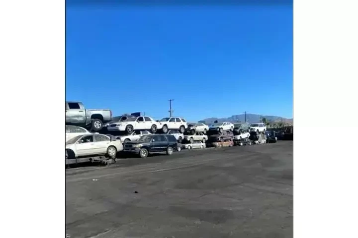 PAGOS CASH POR SU CARRO JUNK image 4