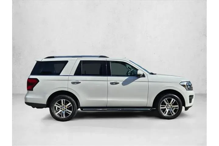 $37888 : Ford Expedition 2023 4x2 Lim image 4