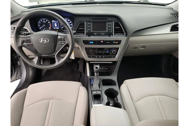$14998 : Hyundai SONATA 2015 Sport 4d image 9