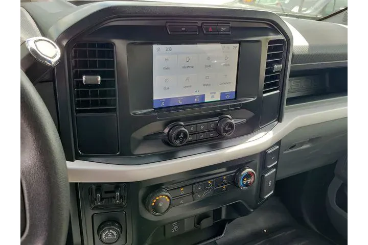 $30900 : Ford F-150 2023 4x2 XL 4dr S image 8