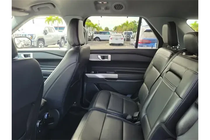 $29291 : Ford Explorer 2022 Limited 4 image 8