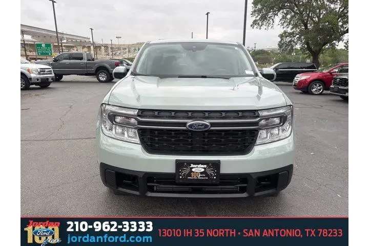 $27490 : Ford Maverick 2023 AWD XL 4d image 2