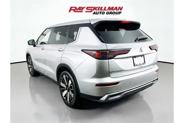 $30975 : Mitsubishi Outlander 2025 AW image 5