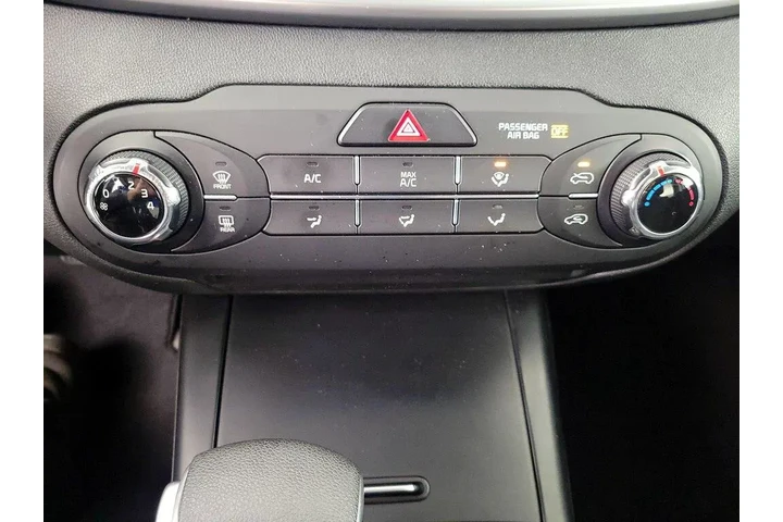 $15998 : Kia Sorento 2020 AWD S V6 4d image 8