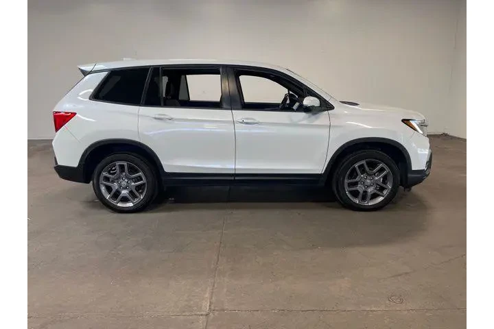 $31938 : Honda Passport 2023 AWD EX-L image 2
