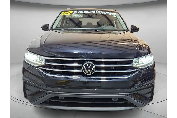 $18992 : Volkswagen Tiguan 2022 SE 4d image 4