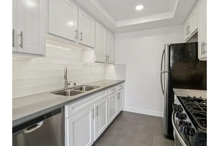 $1100 : Apartamento 1 recámara LA image 2