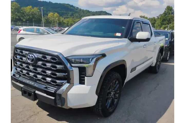 $45500 : 2022 Tundra image 1