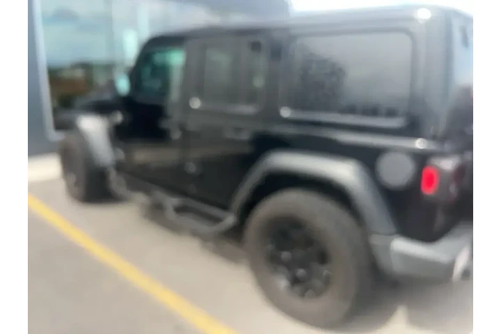 $26976 : Jeep Wrangler Unlimited 2021 image 10