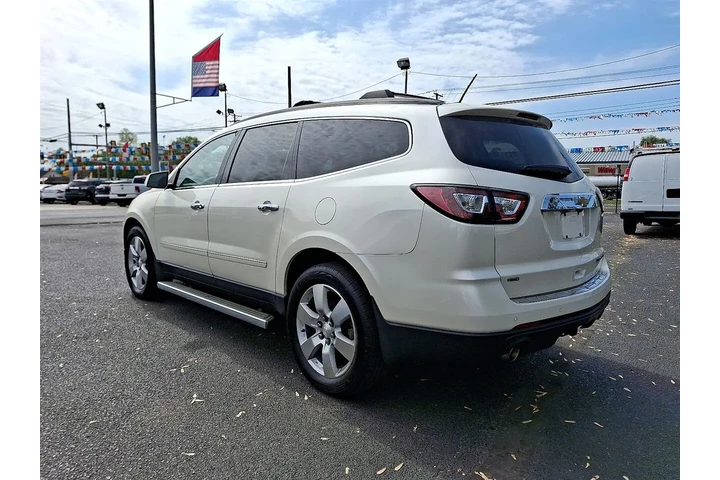 $10500 : 2013 Traverse LTZ AWD image 4