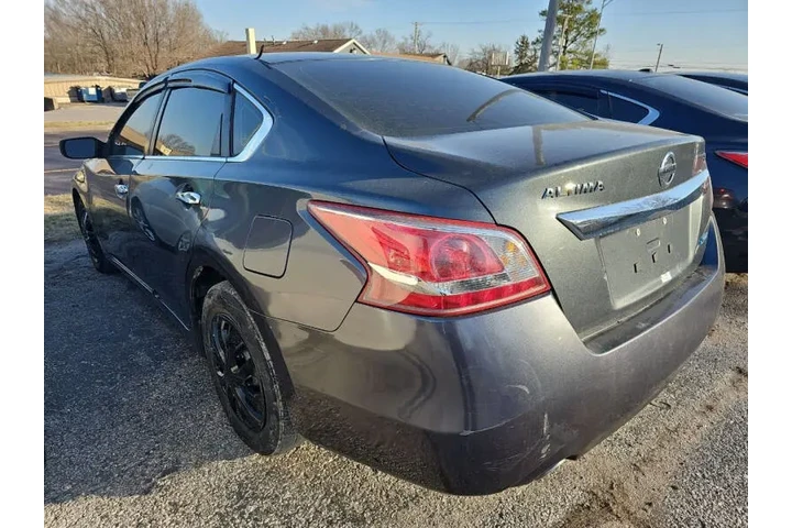 $6000 : 2013 Altima 2.5 S image 8
