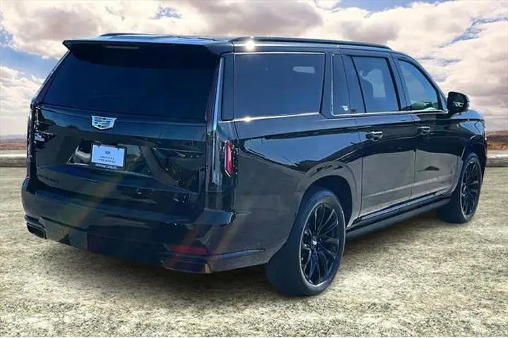 Cadillac Escalade ESV 2021 4 image 5