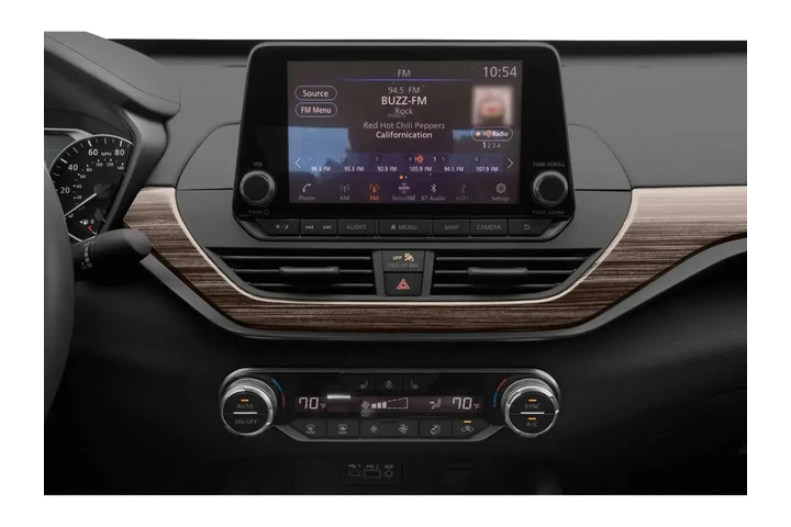 $20995 : Nissan Altima 2021 2.5 SV 4d image 7