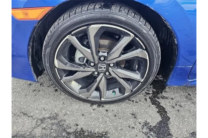 $18498 : Honda Civic 2019 Sport 4dr S image 9