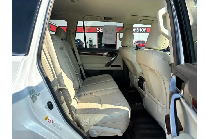 $13980 : 2013 GX 460 4WD 4dr image 10