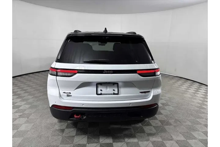 $32654 : Jeep Grand Cherokee 2022 4x4 image 7