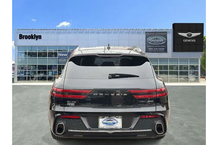 $35993 : Genesis GV70 2024 AWD 2.5T S image 5