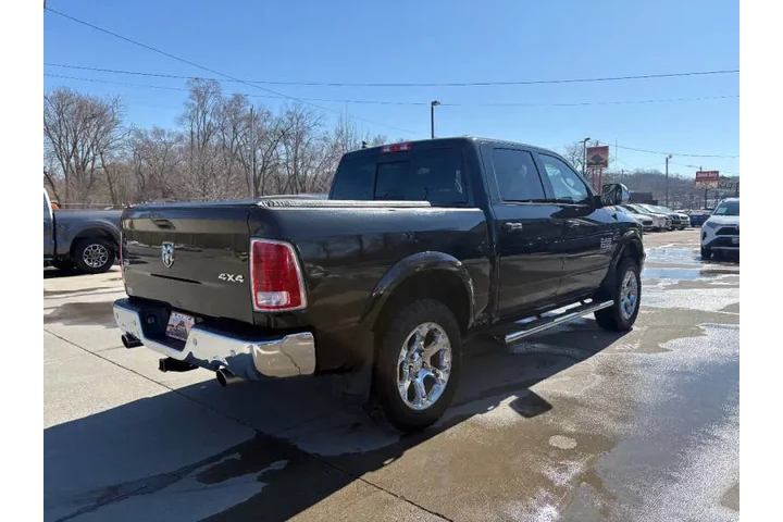 $15950 : 2017 RAM 1500 Laramie image 5