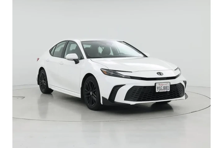 $30998 : Toyota Camry 2025 SE 4dr Sed image 1