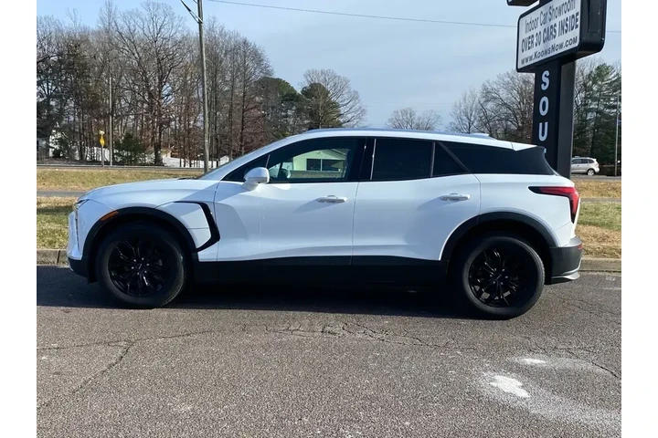 $31200 : Chevrolet Blazer EV 2024 AWD image 3