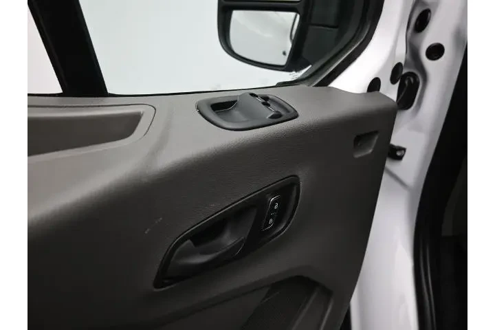 $34900 : Ford Transit 2023 250 3dr SW image 9