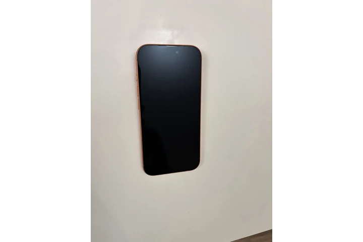 $900 : Apple iPhone 17 Pro 512GB AT image 4