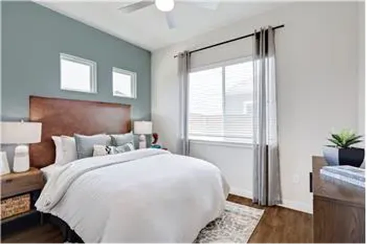 $2149 : Rental property with 2 bedro image 10