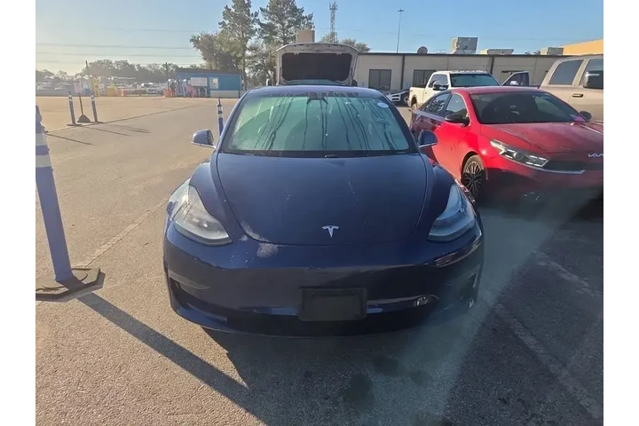 $17490 : Tesla Model 3 2018 Mid Range image 2