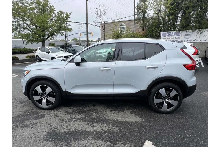 $23992 : Volvo XC40 2021 AWD T5 Momen image 6