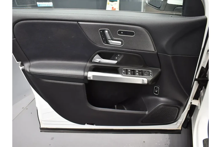 $20995 : Mercedes-Benz GLB 2021 AWD G image 8